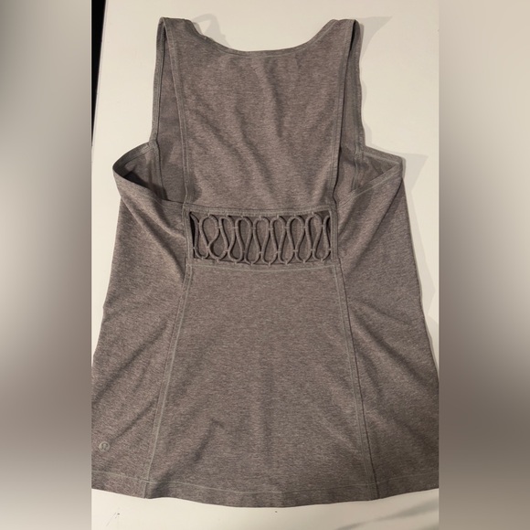 Lululemon Unique Braided Back Gray Women's Tank Top Size 6 - Picture 8 of 12